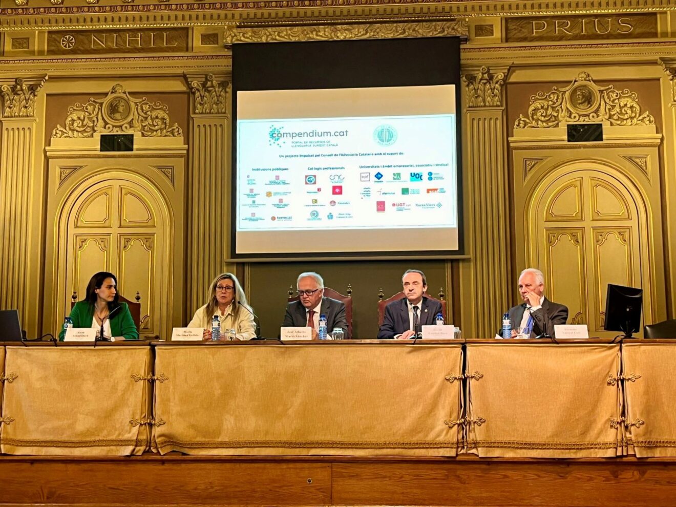 La col·laboració del Col·legi Notarial de Catalunya suma ja 53 formularis notarials al Compendium.cat