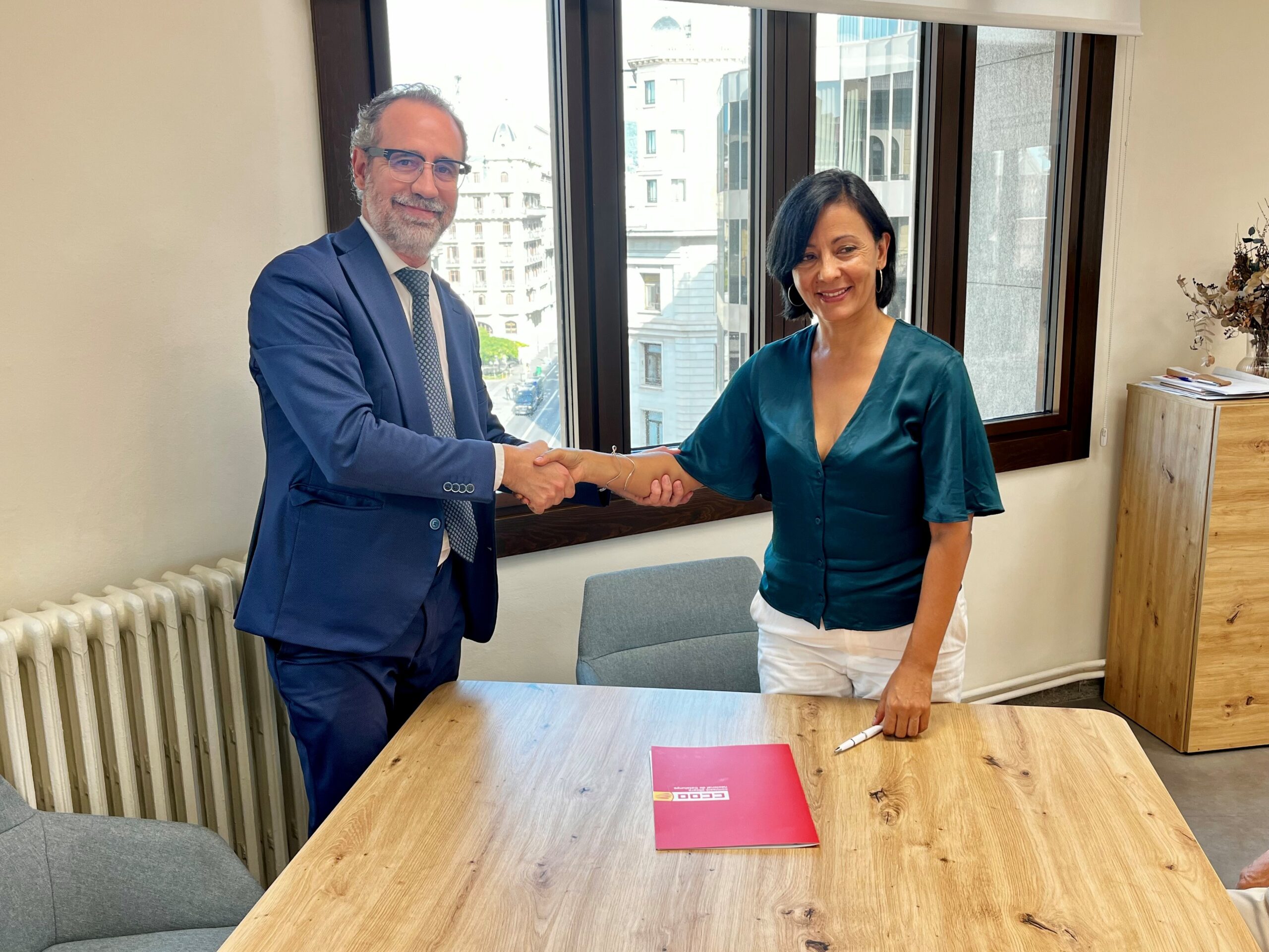 CCOO s’adhereix al Compendium.cat per reforçar l’ús del català en l’àmbit laboral (setembre 2026)